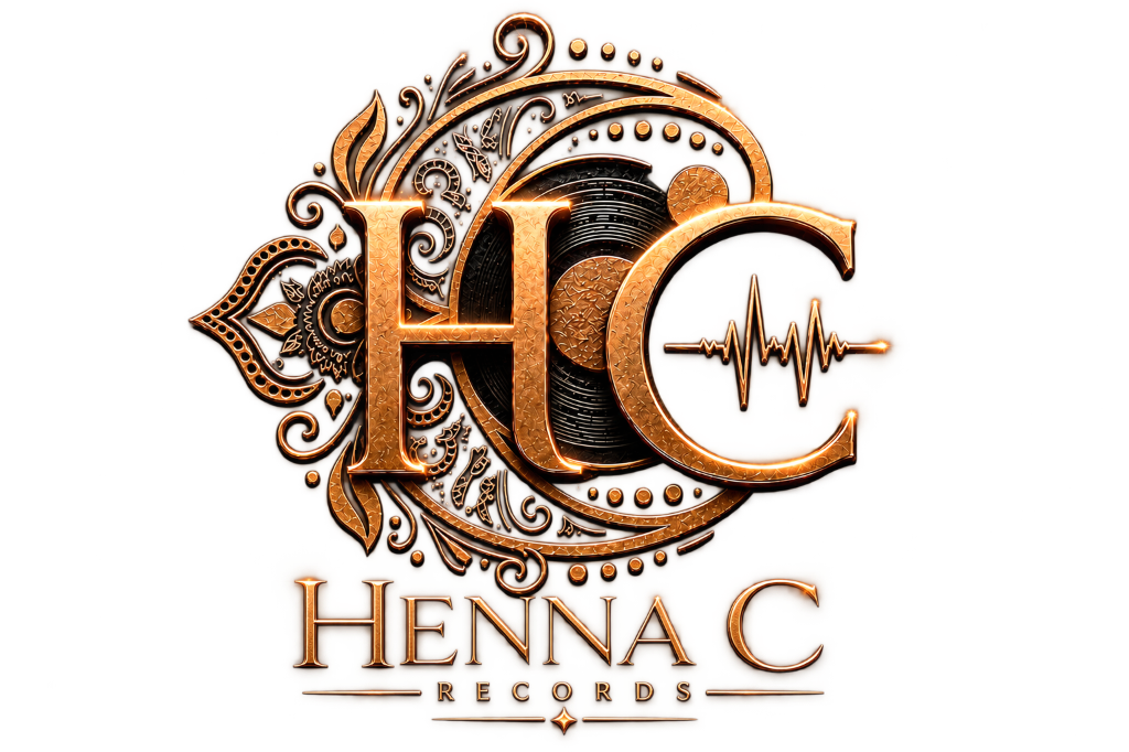 Henna C Aura Lens preview